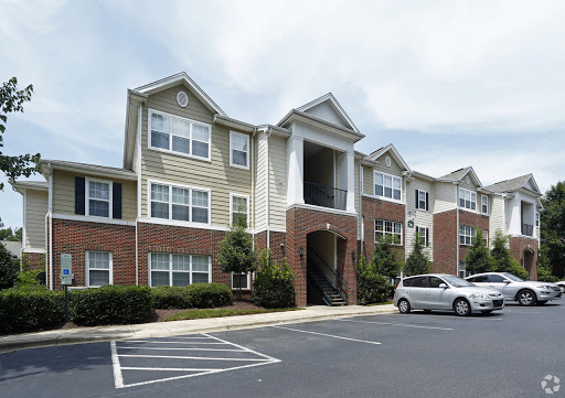 Grove at Cary Park Apartments in Cary