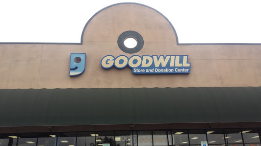 Thrift Store «Mckellips Goodwill Retail Store, Donation Center & Career Center», reviews and photos, 106 E McKellips Rd, Mesa, AZ 85201, USA