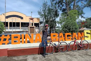 Binalbagan Municipal Plaza image