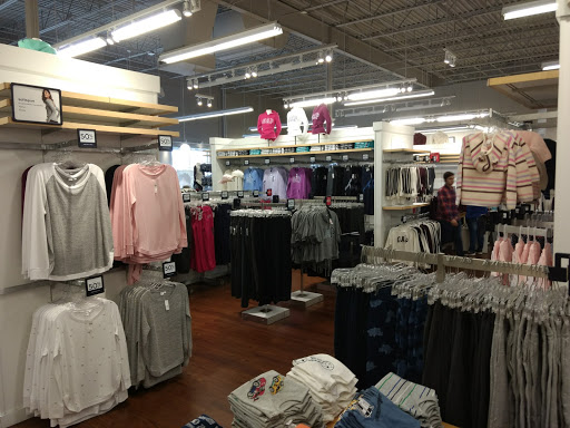 Clothing Store «Gap Outlet», reviews and photos, 2525 Grand Ave, Ames, IA 50010, USA