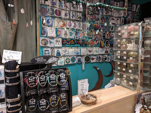 Boutique «Laughing Moon Boutique», reviews and photos, 1 Court St #3, Plymouth, MA 02360, USA