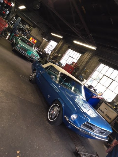 Auto Repair Shop «B & W Auto Services Inc», reviews and photos, 8155 Flourtown Ave, Wyndmoor, PA 19038, USA