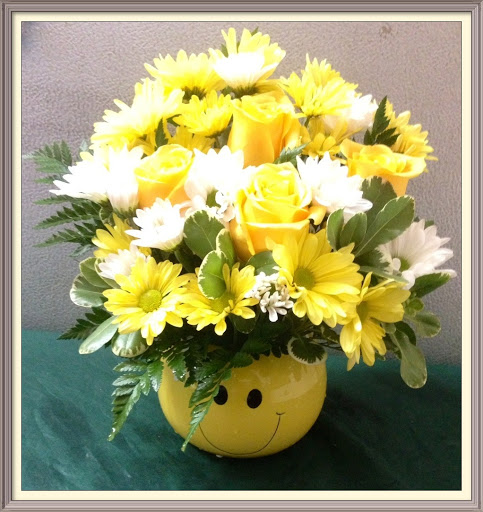 Florist «Cherryland Flowers», reviews and photos, 17 E Lewelling Blvd, San Lorenzo, CA 94580, USA