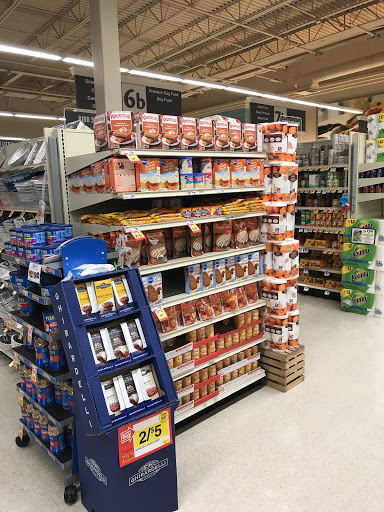 Grocery Store «Giant Food Stores», reviews and photos, 611 Main St, Harleysville, PA 19438, USA