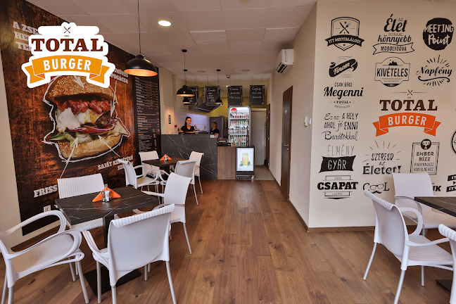 Hozzászólások és értékelések az Total Burger-ról