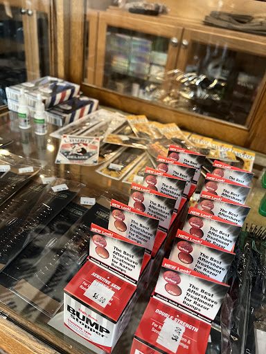 Barber Shop «Fresno Barber Shop», reviews and photos, 1936 N Echo Ave, Fresno, CA 93704, USA