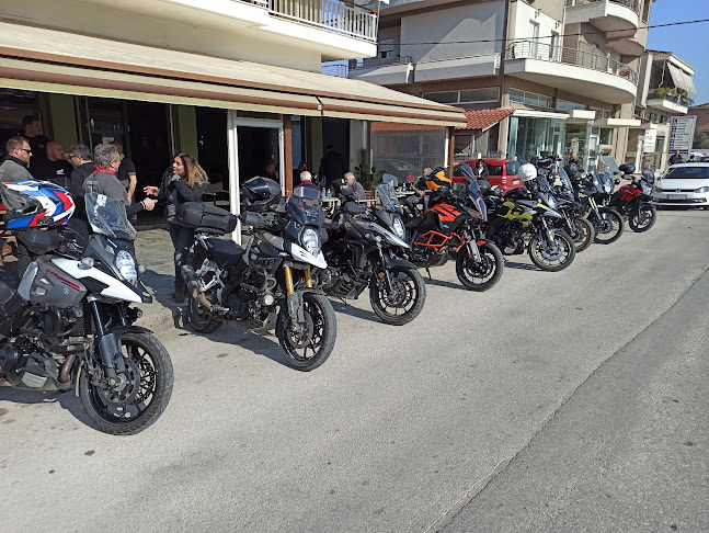 Σχόλια και κριτικές για το Bullis Cafe