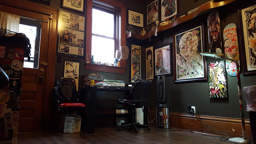 Tattoo Shop «Mecca Tattoo», reviews and photos, 115 S Broad St, Mankato, MN 56001, USA