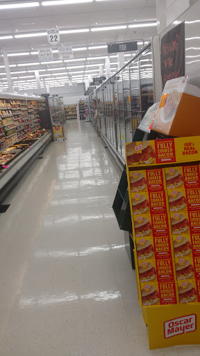 Grocery Store «Fareway Grocery», reviews and photos, 2050 John F Kennedy Rd, Dubuque, IA 52002, USA