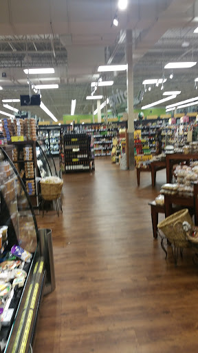 Grocery Store «Kroger», reviews and photos, 21555 21 Mile Rd, Macomb, MI 48044, USA