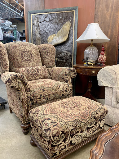 Thrift Store «Empty the Nest», reviews and photos, 8812 7th Ave N, Golden Valley, MN 55427, USA