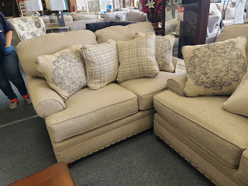 Furniture Store «The Furniture House», reviews and photos, 8484 Centreville Rd, Manassas Park, VA 20111, USA