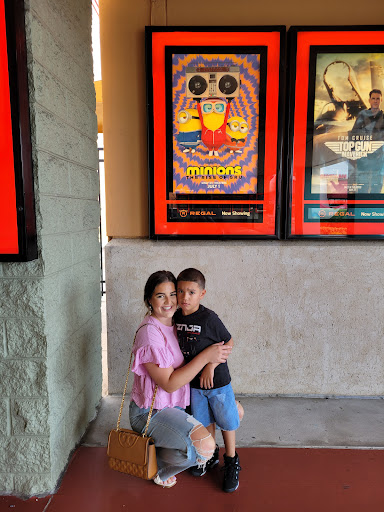 Movie Theater «Regal Cinemas The Loop 16 & RPX», reviews and photos, 3232 N John Young Pkwy, Kissimmee, FL 34741, USA