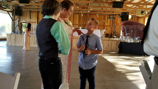 Wedding Venue «The Pick Inn», reviews and photos, 550 Zieglers Fort Rd, Gallatin, TN 37066, USA