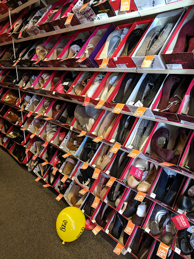 Shoe Store «Payless ShoeSource», reviews and photos, 2801 EL Camino Real, Santa Clara, CA 95051, USA