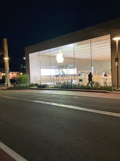 Computer Store «Apple Ridge Hill», reviews and photos, 143 Market Street, Yonkers, NY 10710, USA