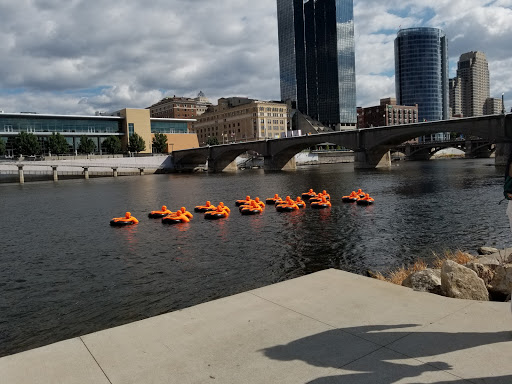Donut Shop «The Donut Conspiracy», reviews and photos, 1971 E Beltline Ave NE #123, Grand Rapids, MI 49525, USA