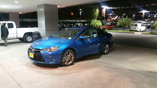 Toyota Dealer «Claremont Toyota», reviews and photos, 601 Auto Center Dr, Claremont, CA 91711, USA