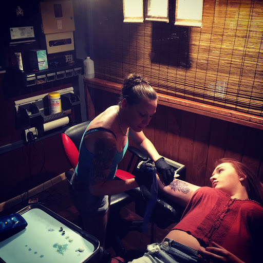 Tattoo Shop «Mountainside Tattoo & Piercing VT», reviews and photos, 55 Square, Bellows Falls, VT 05101, USA
