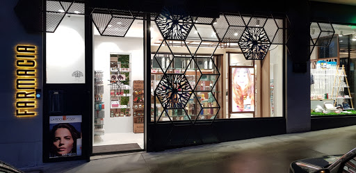 Farmacia Páez (Lcda.   Rosa M.    Páez López)