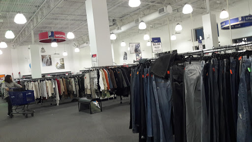 Thrift Store «Goodwill Retail Store & Donation Center», reviews and photos, 3871 Evergreen Pkwy, Bowie, MD 20716, USA