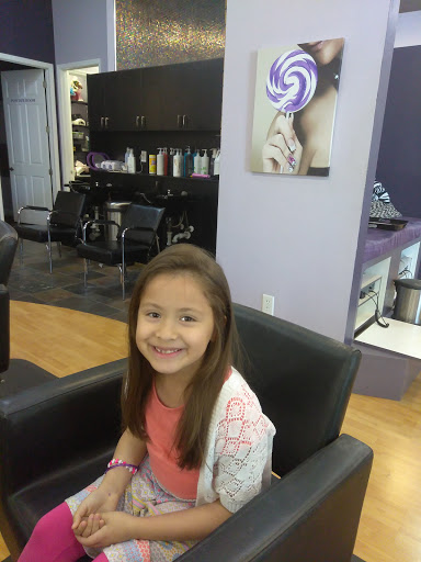 Beauty Salon «Pro Files Salon», reviews and photos, 9903 Gulf Coast Main St #130, Fort Myers, FL 33913, USA