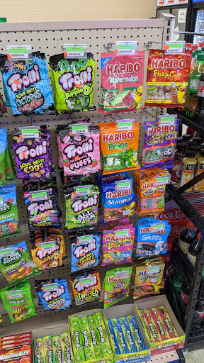 Grocery Store «Get & Go Grocery», reviews and photos, 2200 Molalla Ave, Oregon City, OR 97045, USA