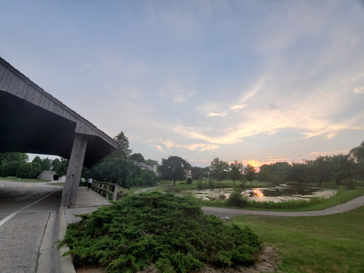 Golf Course «HeatherRidge Golf Course», reviews and photos, 5900 Heatherridge Dr, Gurnee, IL 60031, USA