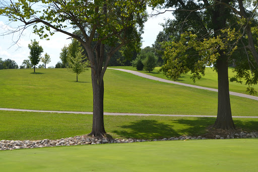 Golf Course «Woods Fort Golf Course», reviews and photos, 1 Country Club Dr, Troy, MO 63379, USA