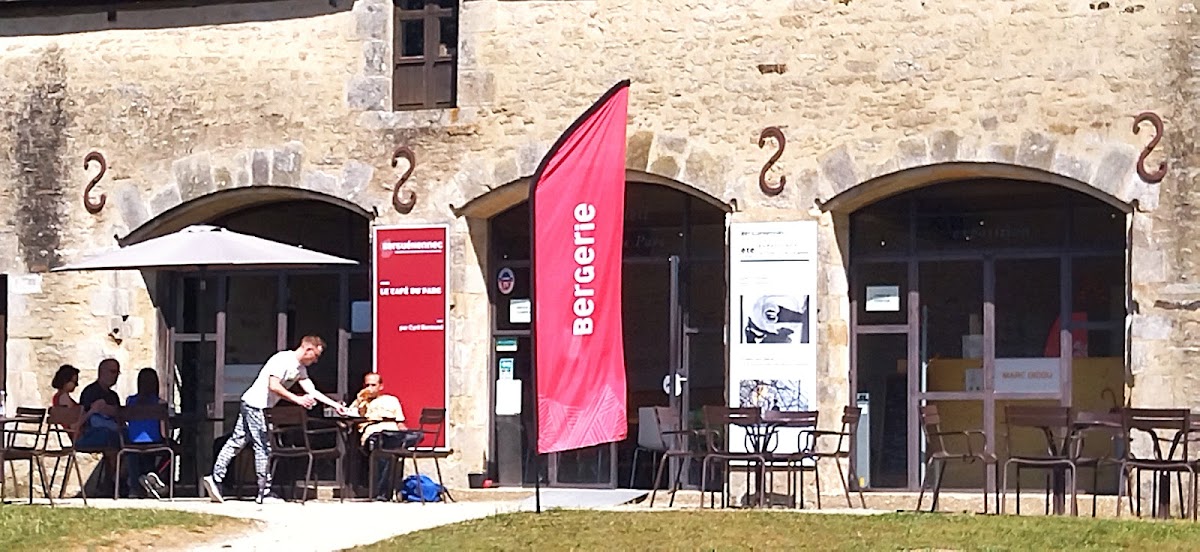 Le cafe du Parc, du Kerguehennec. à Bignan (Morbihan 56)