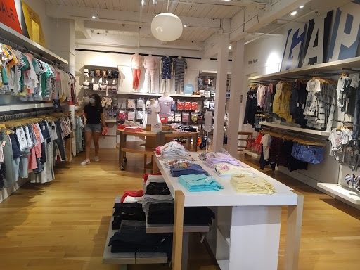 Clothing Store «Gap», reviews and photos, 125 Main St, Westport, CT 06880, USA