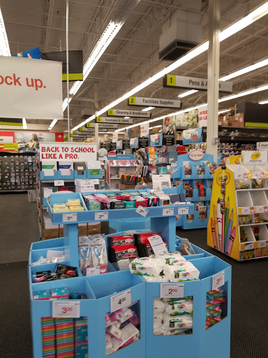 Office Supply Store «Staples», reviews and photos, 210 Ken Pratt Blvd #140, Longmont, CO 80501, USA