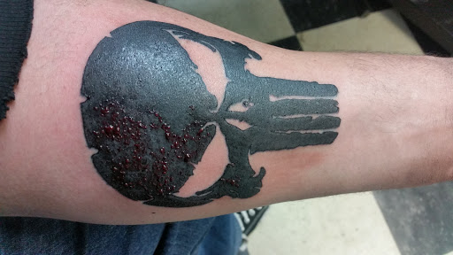 Tattoo Shop «Red Crown Tattoos INC», reviews and photos, 30612 Ford Rd, Garden City, MI 48135, USA