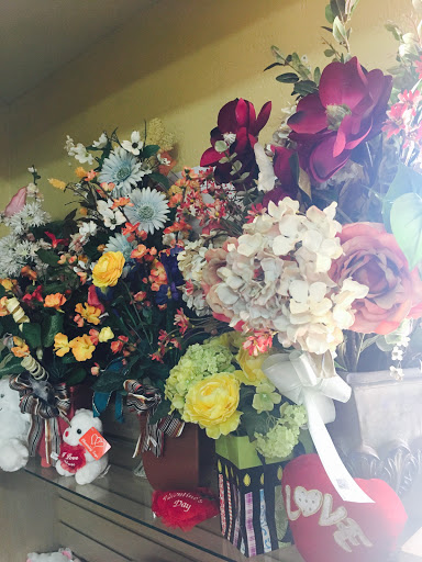 Florist «Exclusive Flowers and Gifts», reviews and photos, 9440 W Peoria Ave, Peoria, AZ 85345, USA