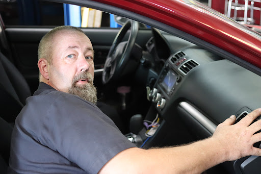 Auto Repair Shop «Alpharetta Service Center + Auto», reviews and photos, 5895 Atlanta Hwy, Alpharetta, GA 30004, USA