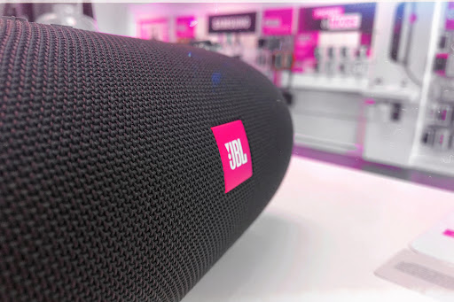 Cell Phone Store «T-Mobile», reviews and photos, 424 E McGalliard Rd, Muncie, IN 47303, USA