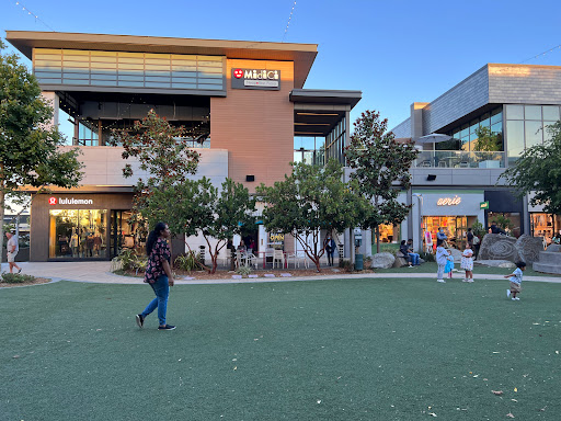 Shopping Mall «Hillsdale Shopping Center», reviews and photos, 60 E 31st Ave, San Mateo, CA 94403, USA