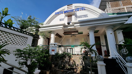 Khách sạn Bạch Mã
