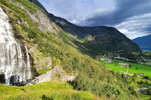 Brekkefossen image