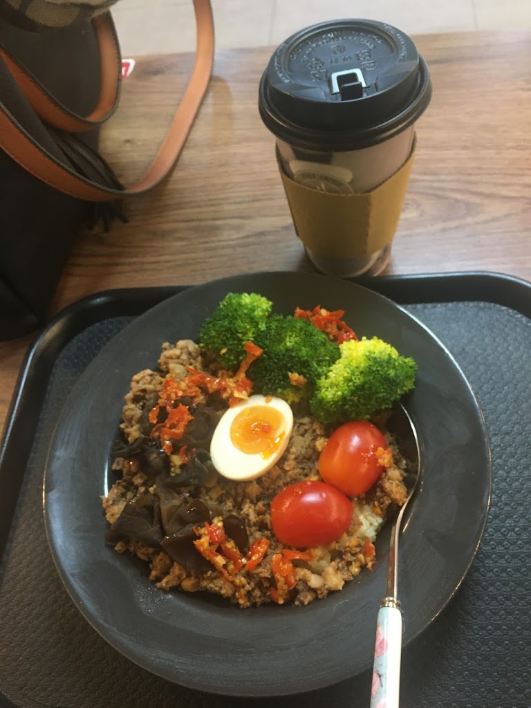 基隆仁愛市場～泰好吃 的照片