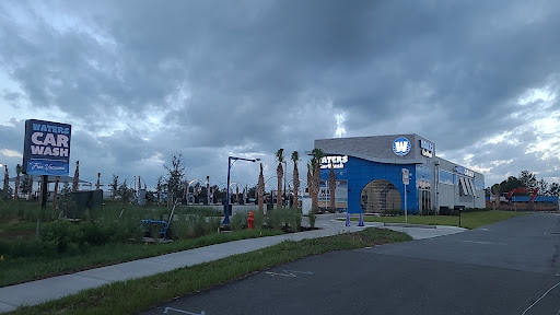 Waters Car Wash en Davenport