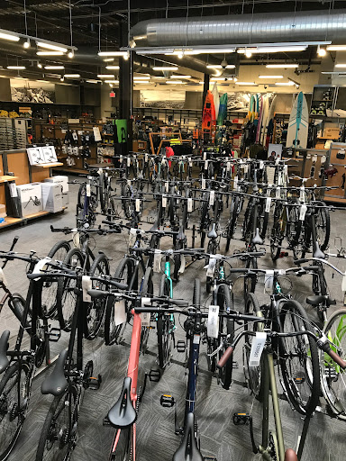 Camping Store «REI», reviews and photos, 2700 Seaglass Way, Oxnard, CA 93036, USA