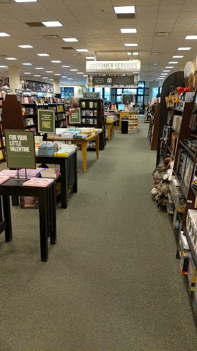 Book Store «Barnes & Noble», reviews and photos, 6050 El Cerrito Plaza, El Cerrito, CA 94530, USA