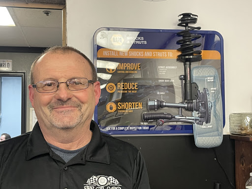 Auto Repair Shop «First Class Alignment & Repair», reviews and photos, 35 Dolson Ave, Middletown, NY 10940, USA