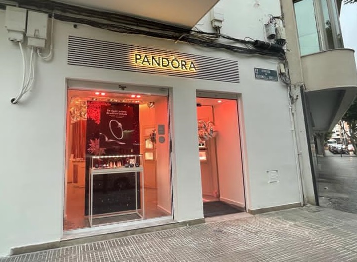 Pandora Ibiza