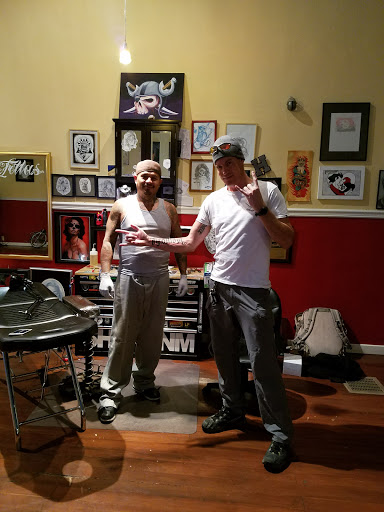 Tattoo Shop «Ink Fellas Tattoos», reviews and photos, 302 W Yakima Ave #101, Yakima, WA 98902, USA
