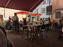 Atmosphère du Restaurant Le Perroquet à Gap - n°1