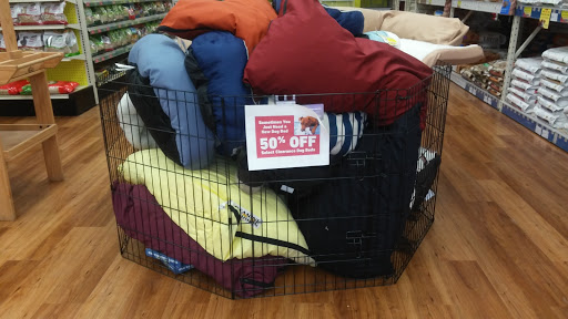Pet Supply Store «Pet Supermarket, Inc.», reviews and photos, 1304 Precinct Line Rd, Hurst, TX 76053, USA