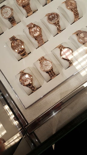 Fashion Accessories Store «Michael Kors», reviews and photos, 1000 Tanger Dr #600, Locust Grove, GA 30248, USA