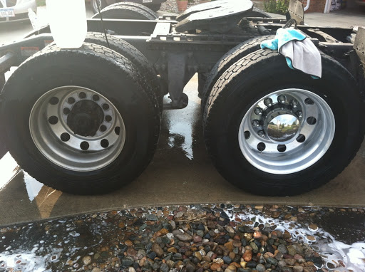 Car Detailing Service «A and A Auto Detailing», reviews and photos, 1018 SW Ankeny Rd, Ankeny, IA 50023, USA